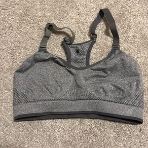 NB size medium sports bra